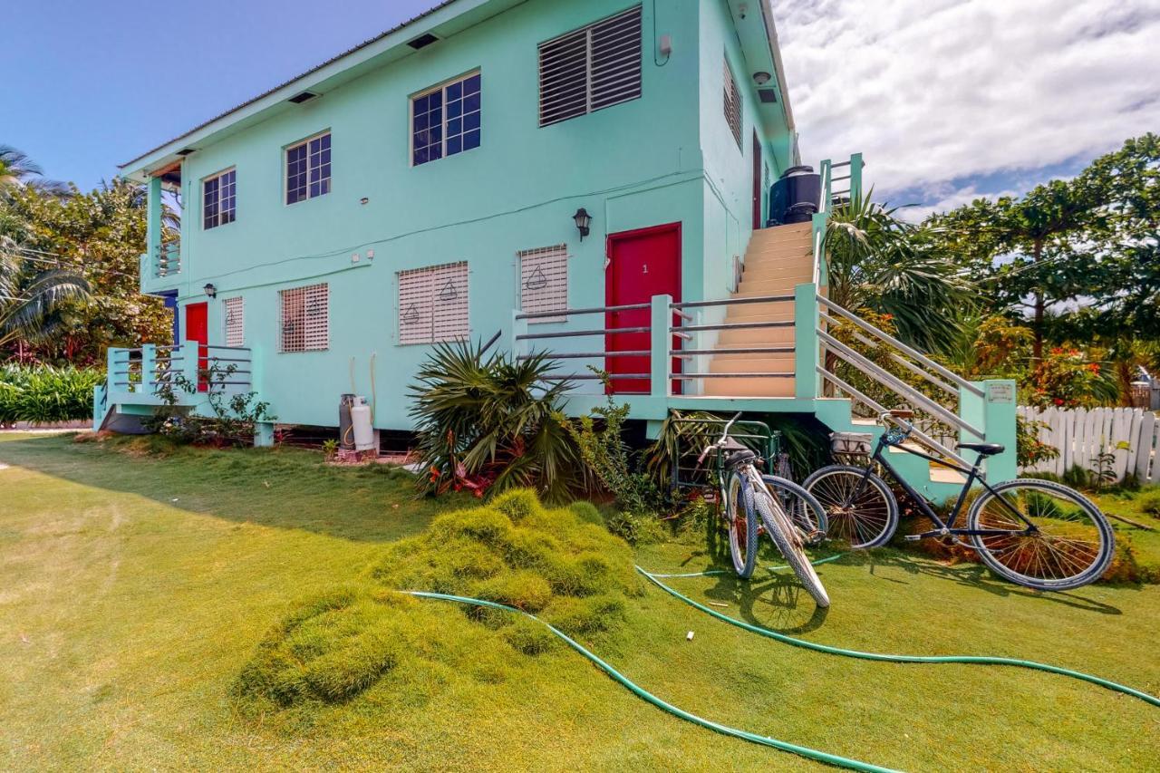 Almond Tree 3 At Island Cabanas Gold Standard Certified Caye Caulker Exterior photo